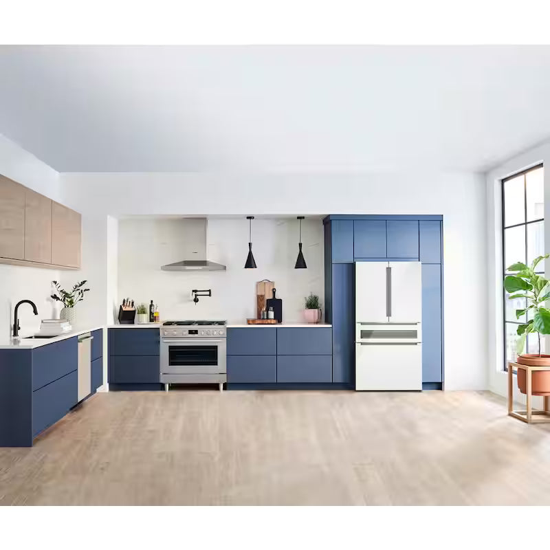 Counter-Depth French Door Refrigerator F62494