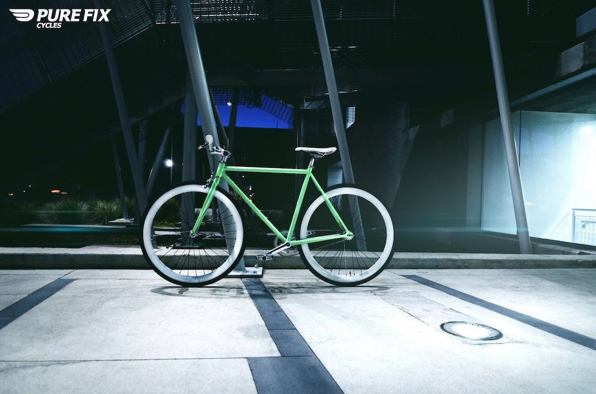 Celeste Green Ghost White 50cm Bike Q9514