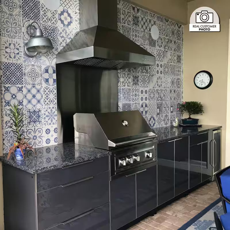 Wall Mount Range Hood in Stainless Steel J395