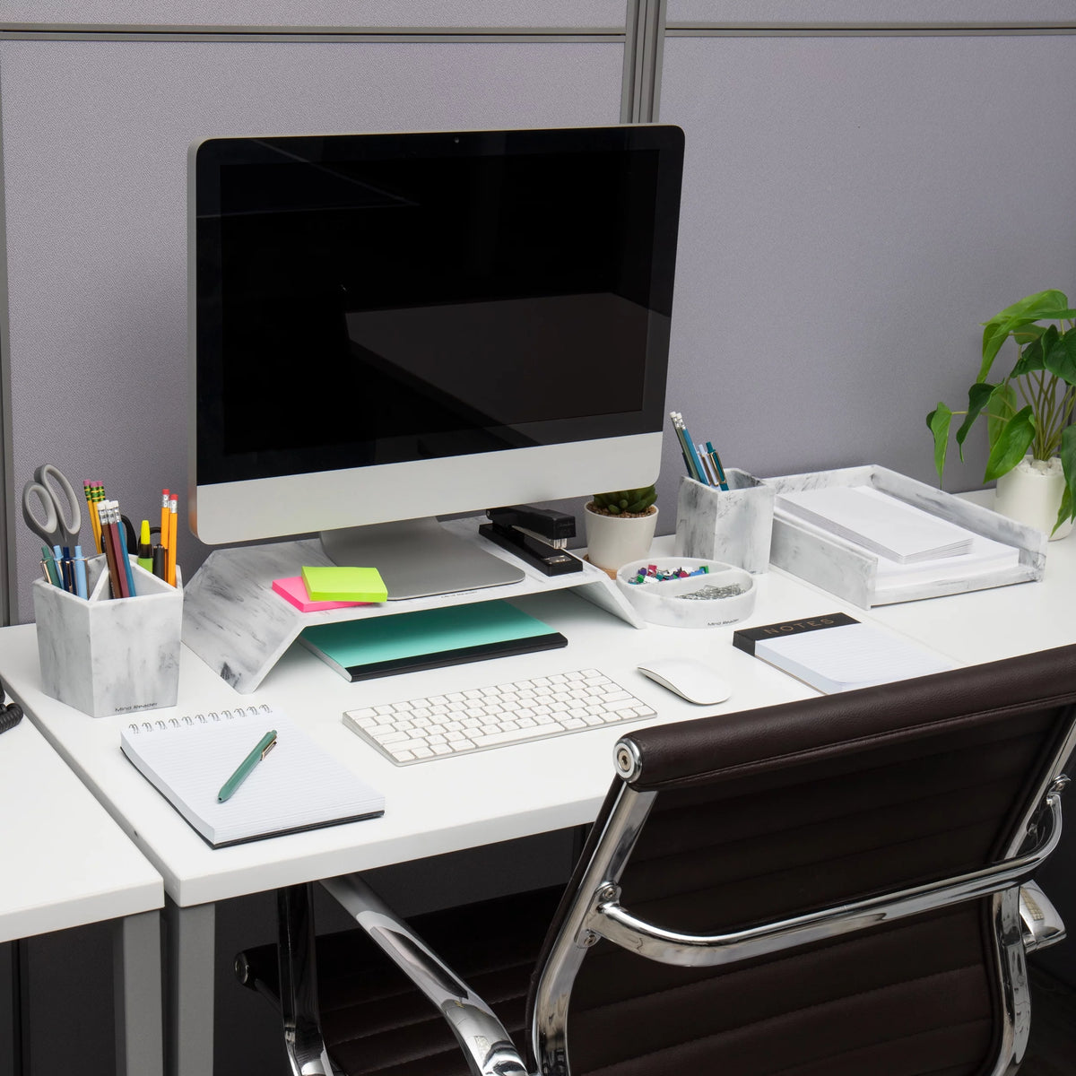 3 Pc White Resin Office Set X97928