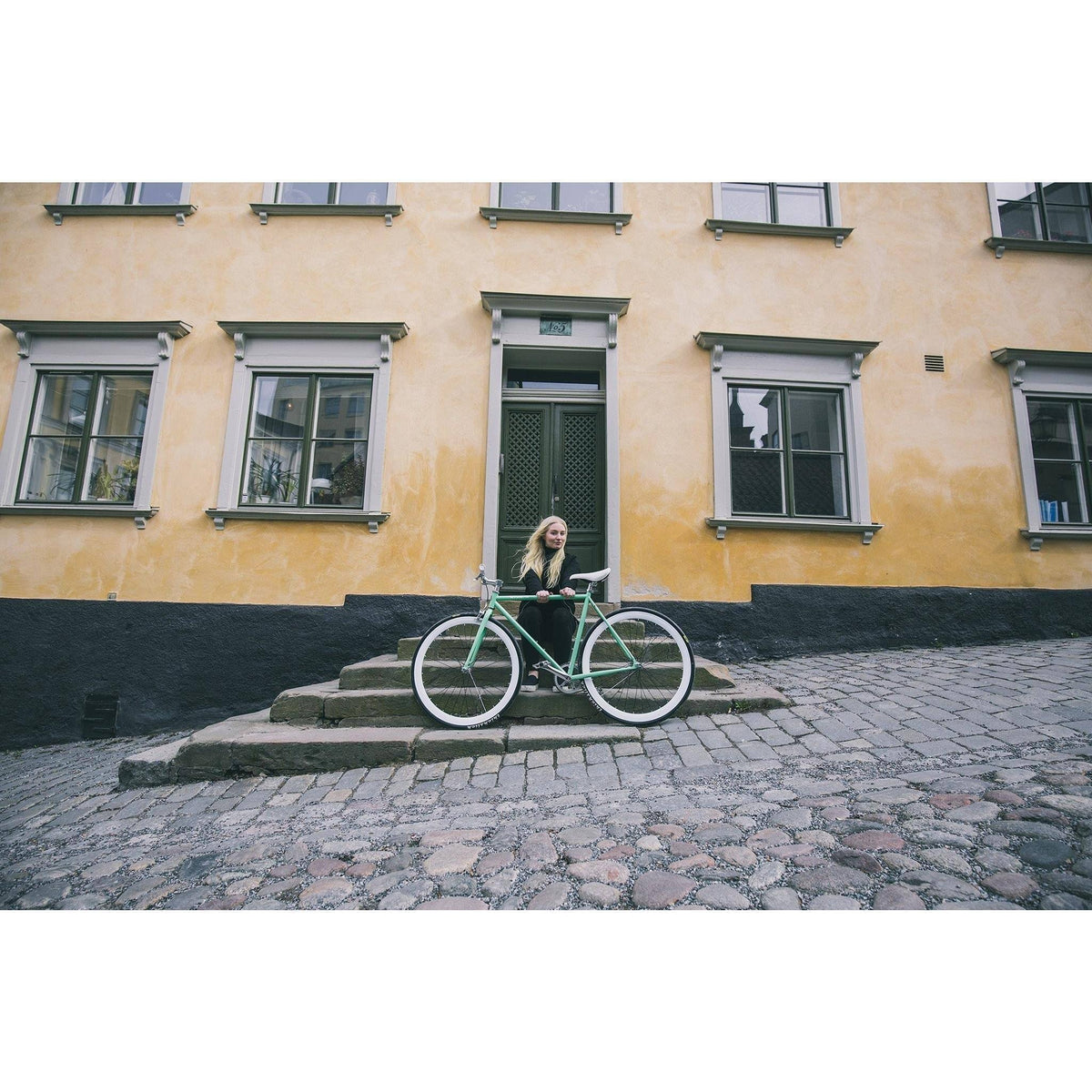 Celeste Green Ghost White 50cm Bike Q9514