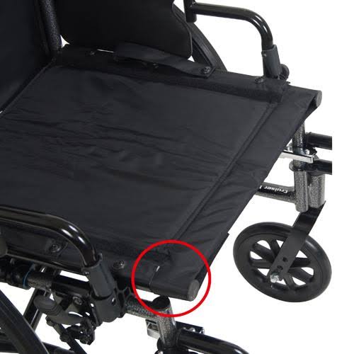 Light Weight Wheelchair with Flip Back Removable Arms, Swing away Footrests I539
