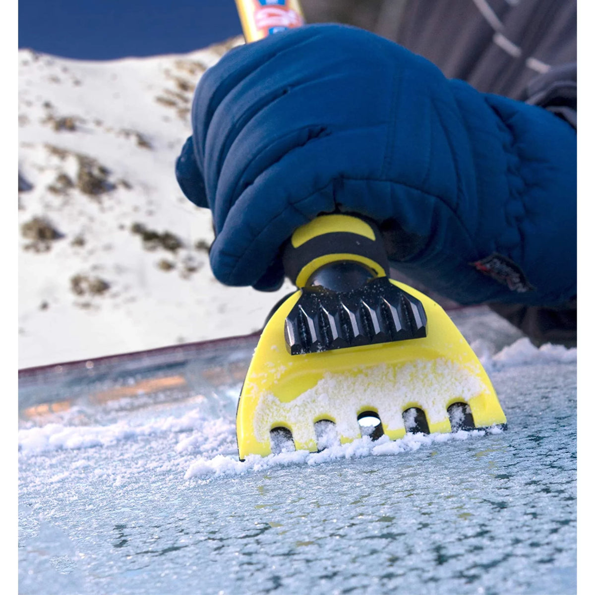 Snow Broom and Scraper Black/Yellow G625143