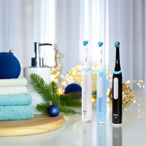 White Rechargeable Electric Toothbrush with 2 Brush Heads and Travel Case P434819