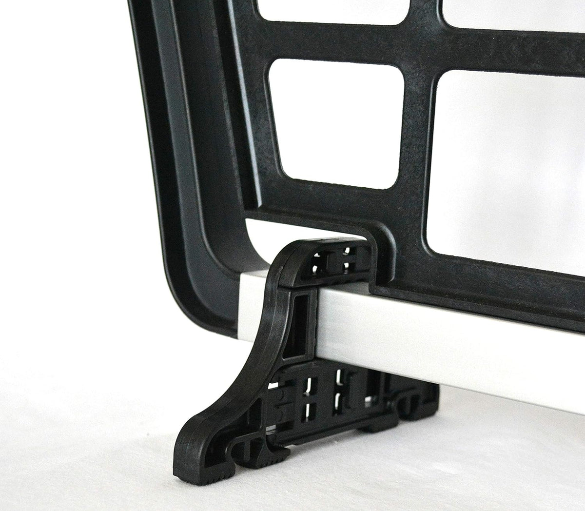 Cargo Gate Truck Bed Divider X17688