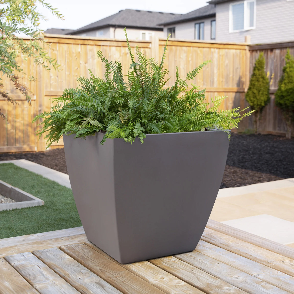 Black 24 in Square Planter G3915